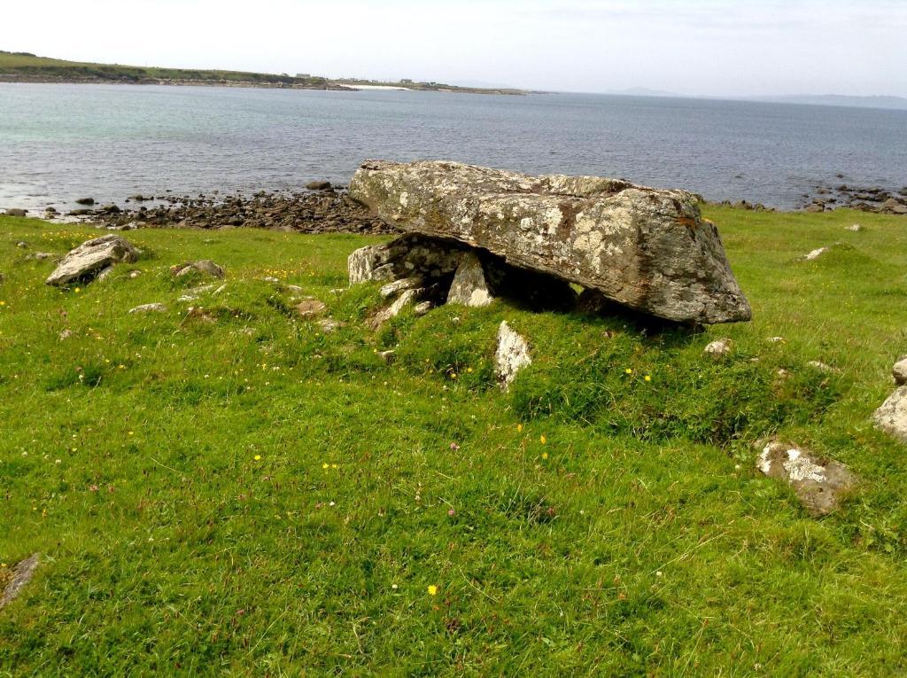 Cnoc Breac B&B Cleggan Buitenkant foto